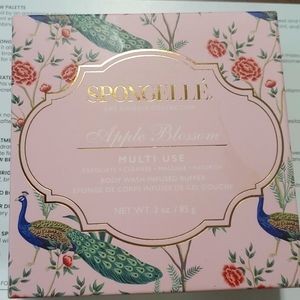 Spongelle - Multi-Use Boxed Flower - Apple Blossom